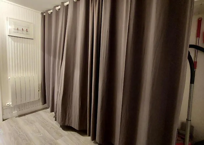 T2 Pres De La A Pontaillac - Fr-1-550-77 *