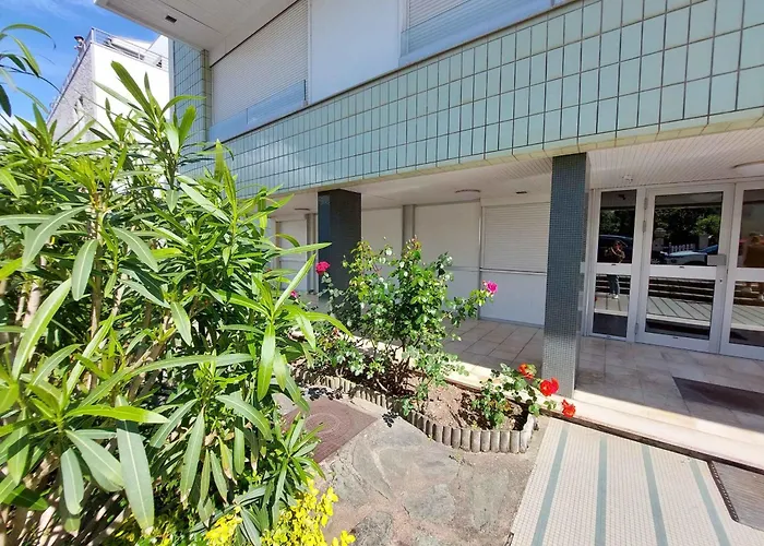 T2 Pres De La A Pontaillac - Fr-1-550-77 Apartment *